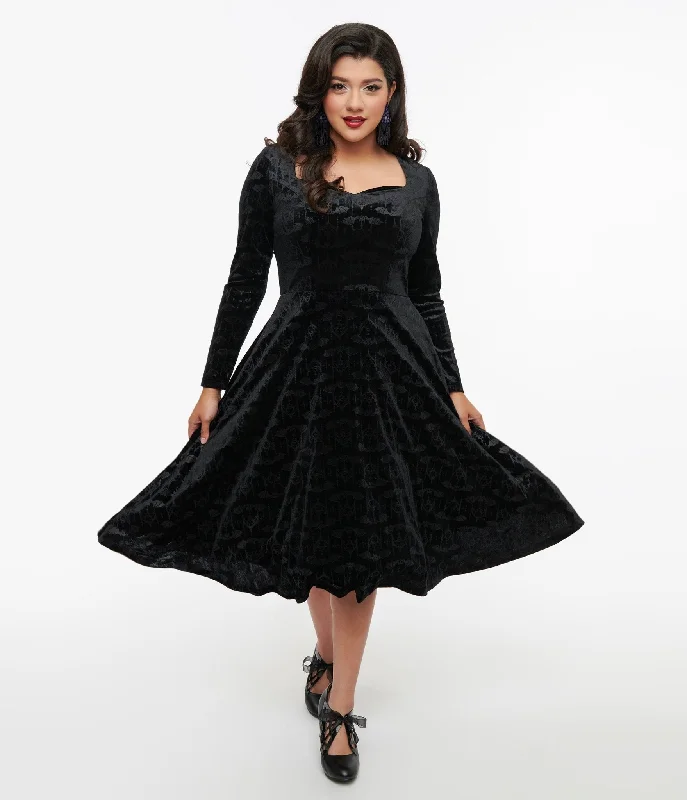  Women's Everyday Attire1950s Black Velvet Bat Print Fit & Flare Dress Women's Everyday Attire