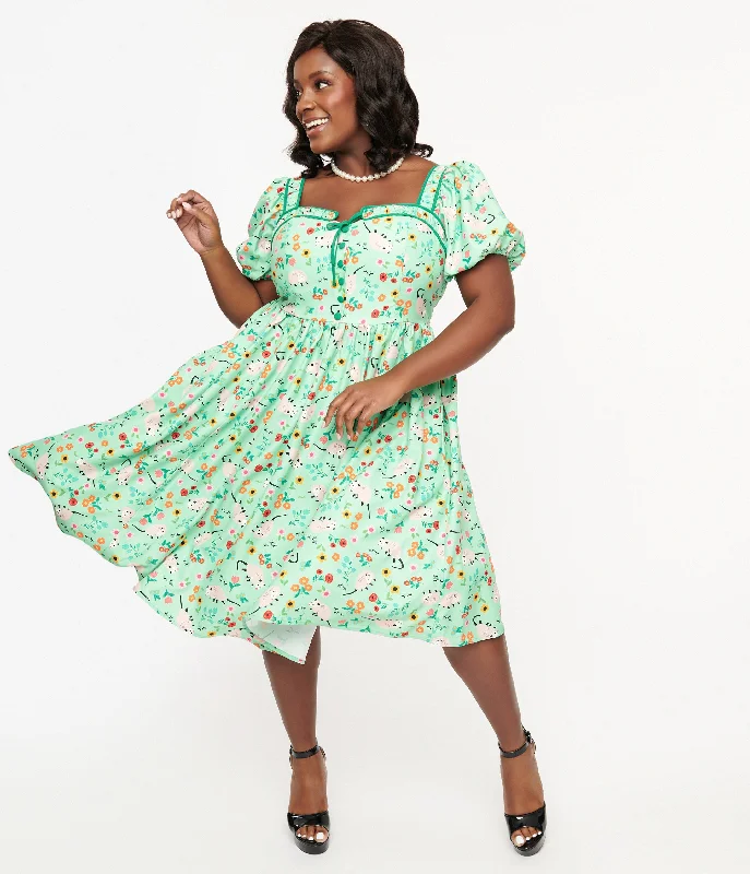  Stylish Women's OutfitUnique Vintage Plus Size 1940s Green Possum Print Button Front Dress Stylish Women's Outfit