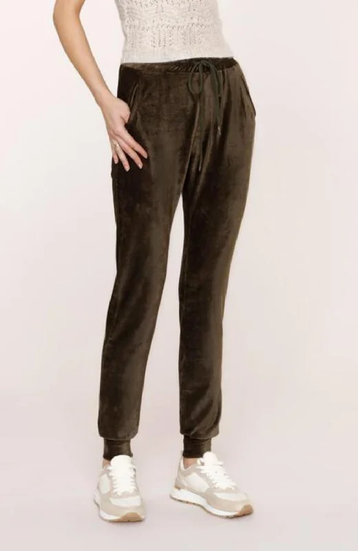  Timeless Women's ApparelMalia Jogger In Olive Timeless Women's Apparel