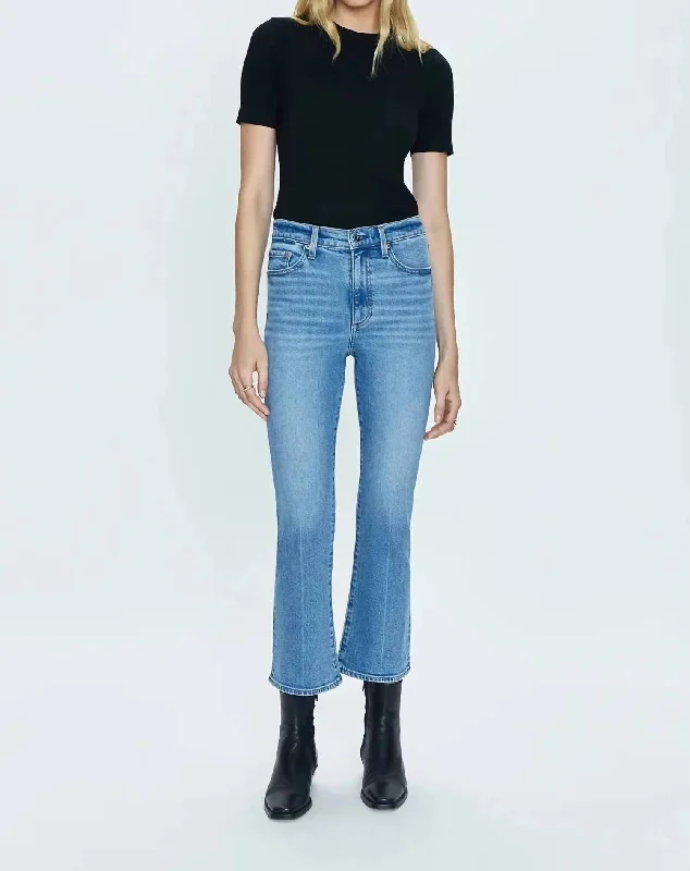  Seasonal Women's Fashion TrendsLennon Jeans In Denim Seasonal Women's Fashion Trends