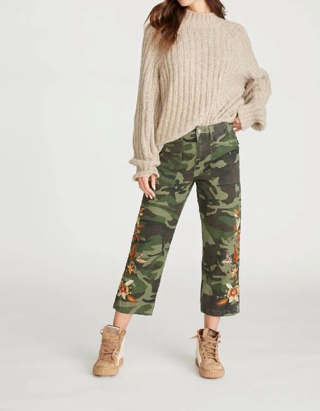  Women's Fashion-Forward ApparelEmbroidered Capris In Camo Women's Fashion-Forward Apparel