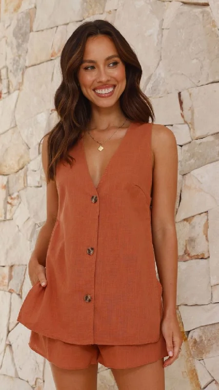  Women's Evening OutfitHayley Vest and Shorts Set - Rust Women's Evening Outfit