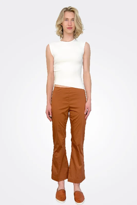  Women's Elegant OutfitStretch Poplin Trousers - Brown Women's Elegant Outfit