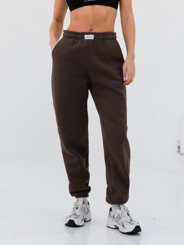  Chic Women's Clothing for Work and TravelLabel Sweatpants - Slate Brown Chic Women's Clothing for Work and Travel